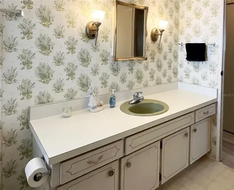 3232 Ash Terrace Sarasota FL 34237