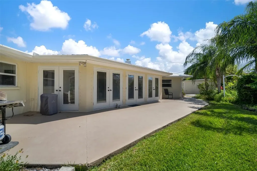 7202 18th Avenue NW Bradenton FL 34209