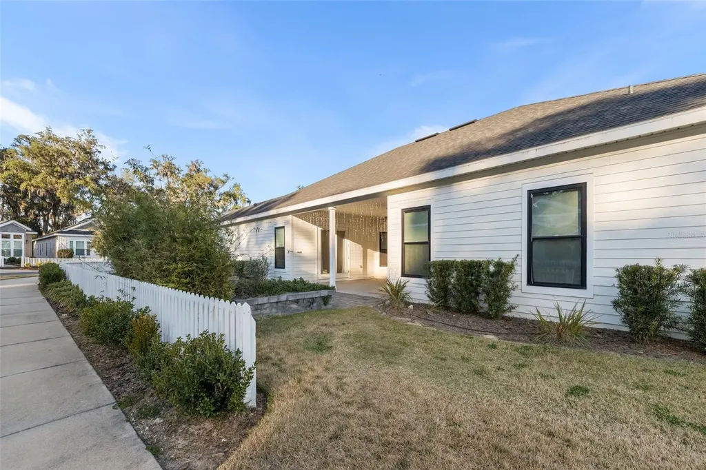 1287 NW 132 Boulevard Newberry FL 32669