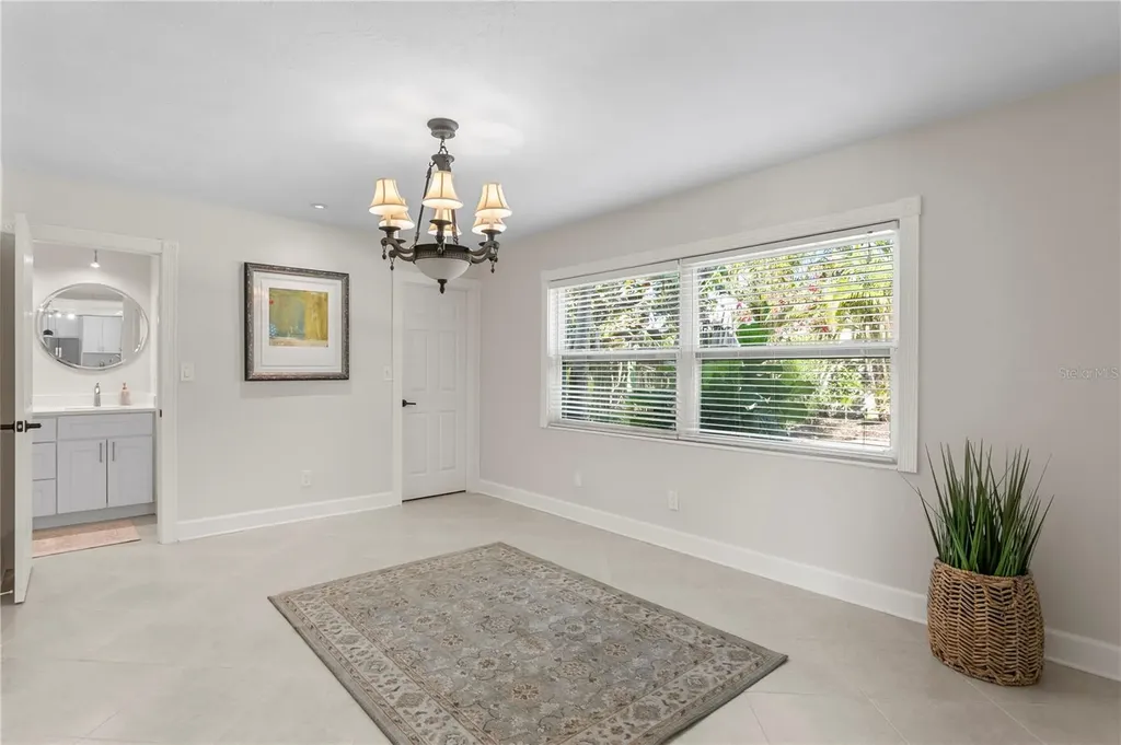 6604 Blue Heron Drive S St Petersburg FL 33707