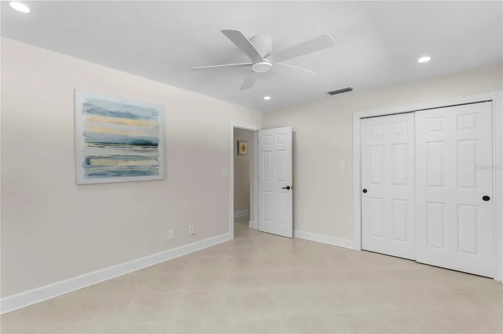 6604 Blue Heron Drive S St Petersburg FL 33707