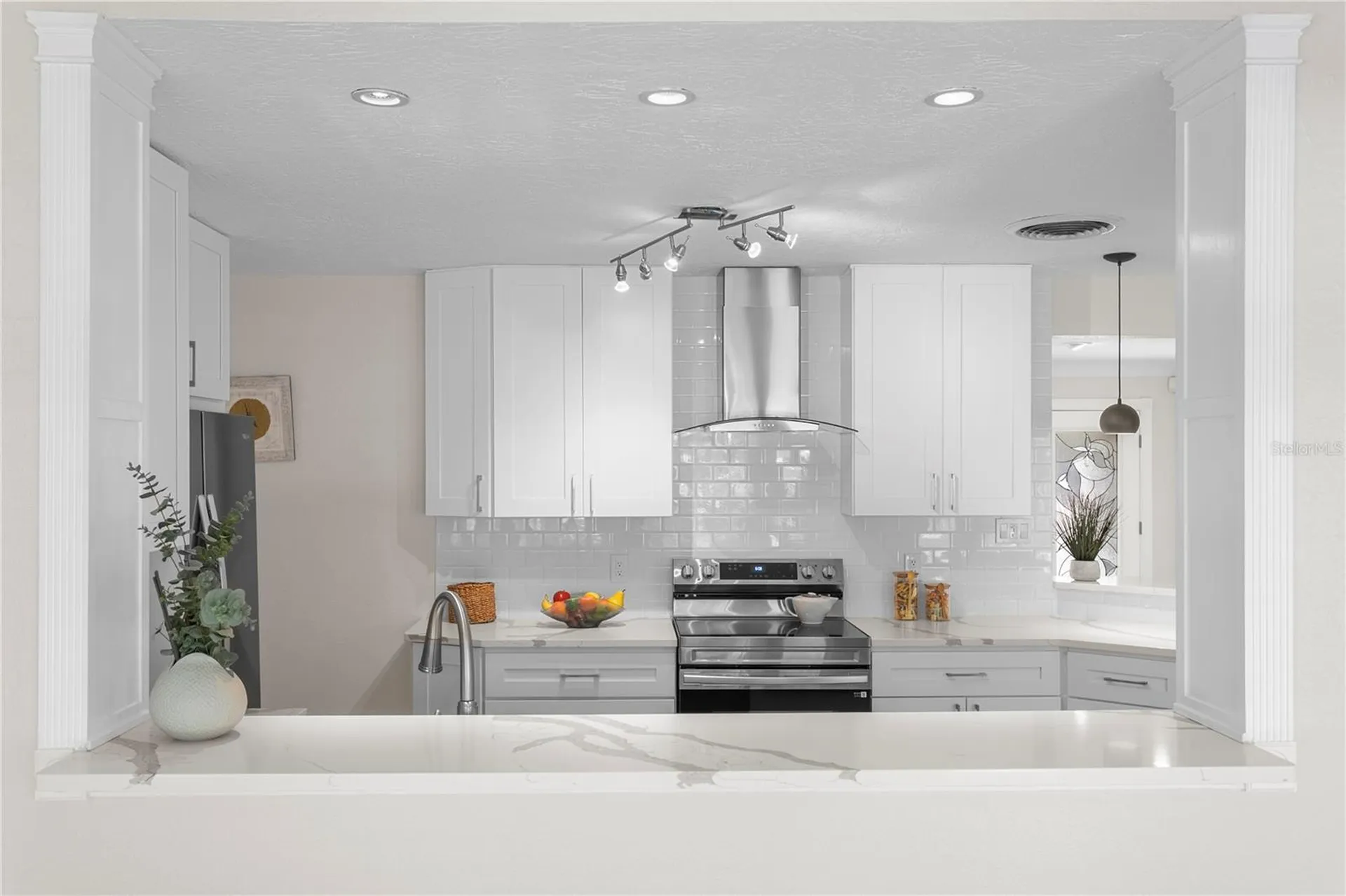 6604 Blue Heron Drive S St Petersburg FL 33707