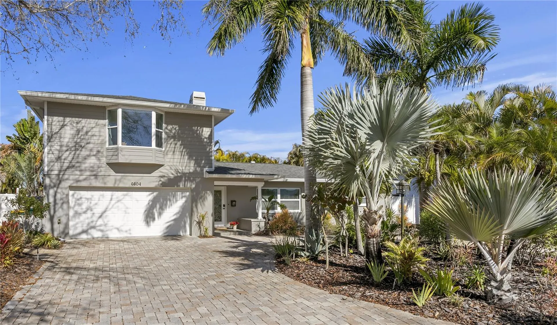 6604 Blue Heron Drive S St Petersburg FL 33707
