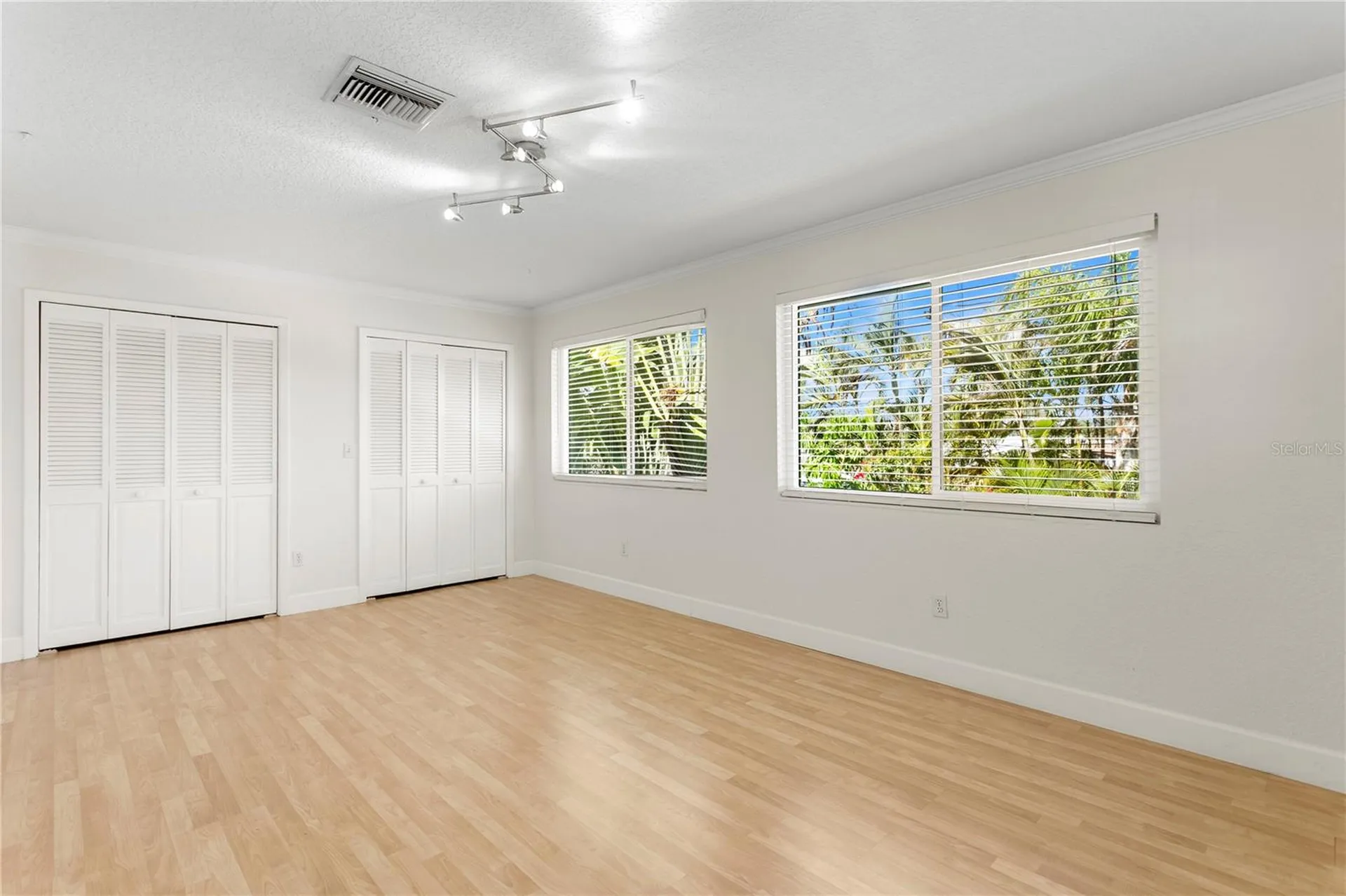 6604 Blue Heron Drive S St Petersburg FL 33707