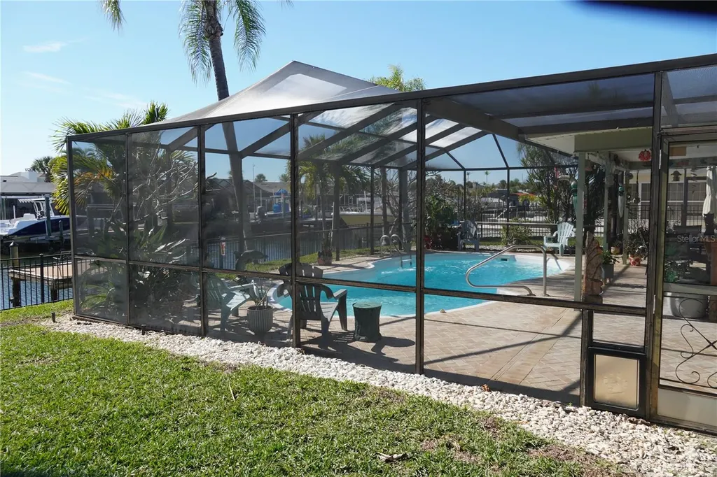 908 Sago Palm Way Apollo Beach FL 33572