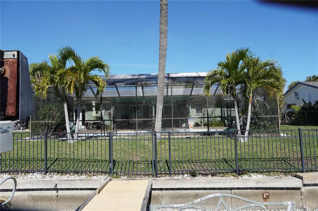 908 Sago Palm Way Apollo Beach FL 33572
