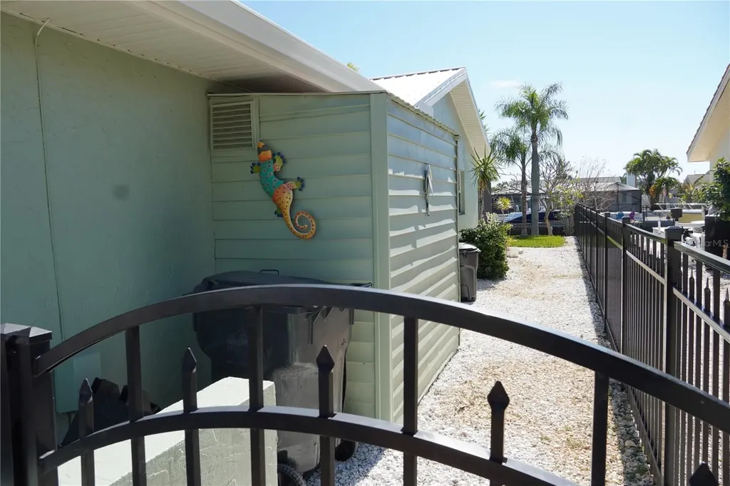 908 Sago Palm Way Apollo Beach FL 33572