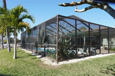 908 Sago Palm Way Apollo Beach FL 33572