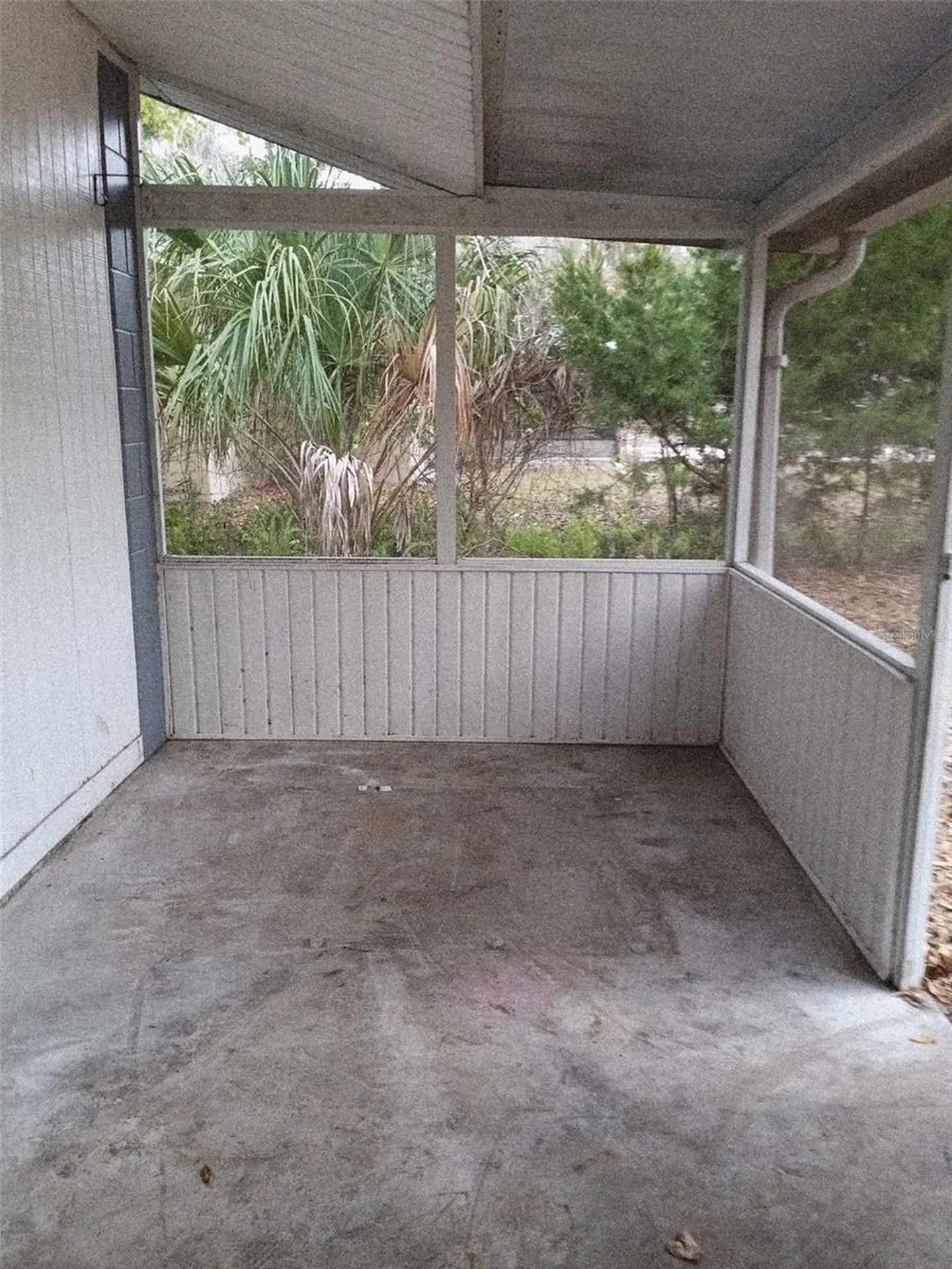 5604 Riverside Drive Yankeetown FL 34498