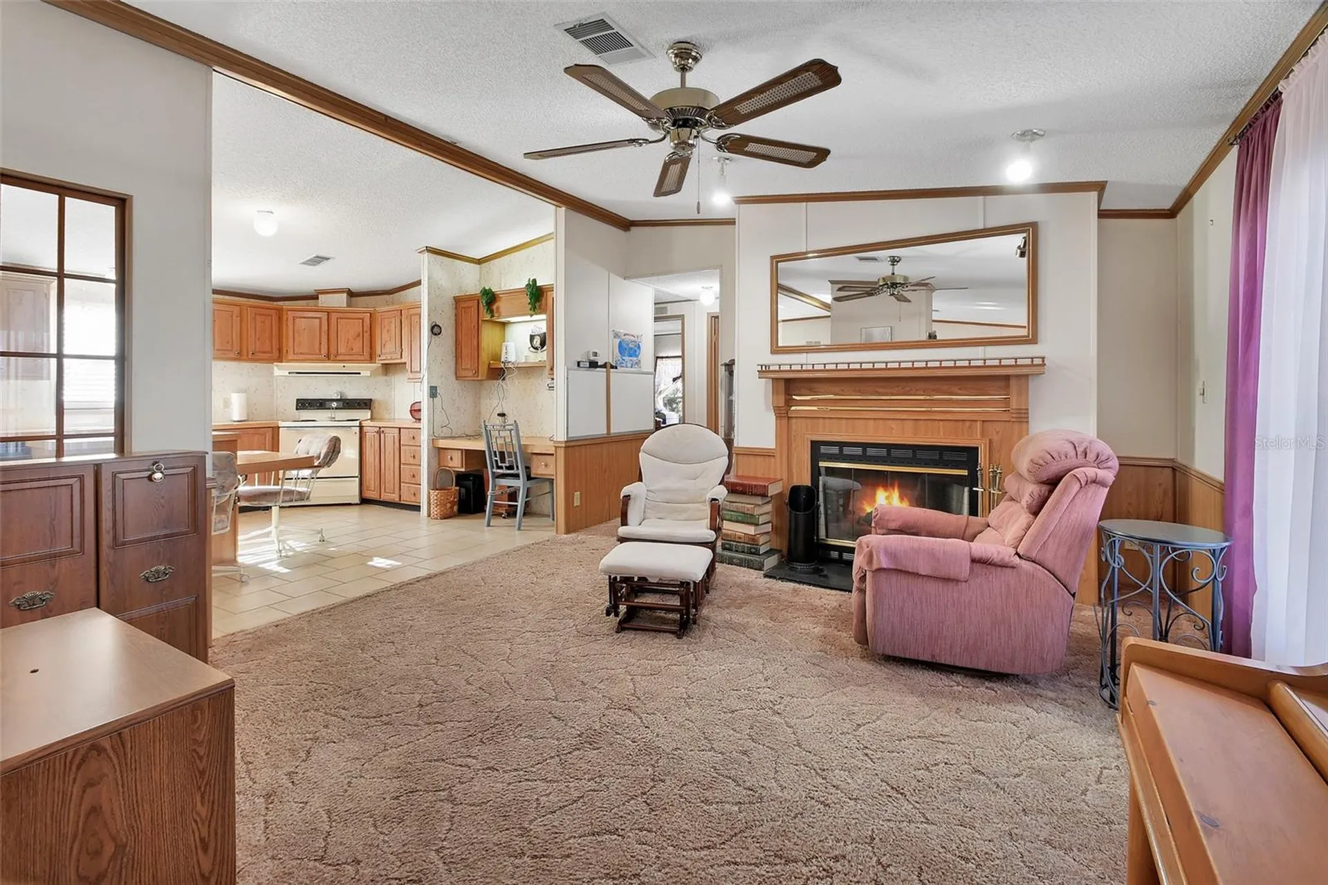27130 Fishermans Road Paisley FL 32767
