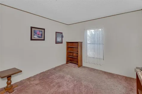 27130 Fishermans Road Paisley FL 32767