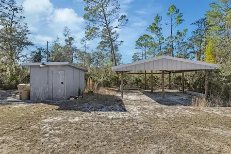27130 Fishermans Road Paisley FL 32767