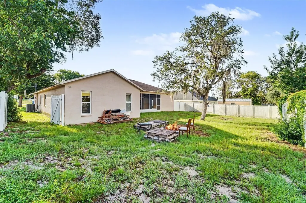 2405 Ainsworth Avenue Spring Hill FL 34609