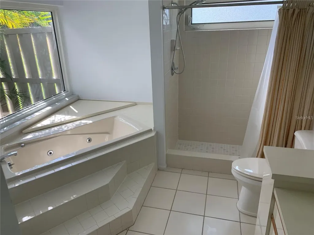 3982 Kingston Drive Sarasota FL 34238