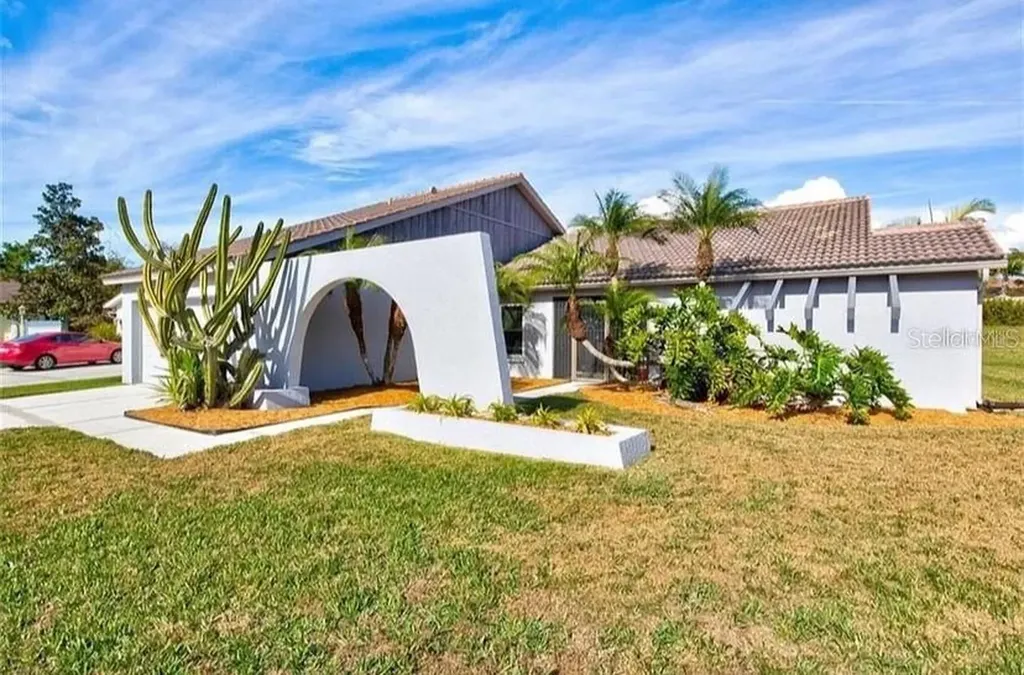 3982 Kingston Drive Sarasota FL 34238