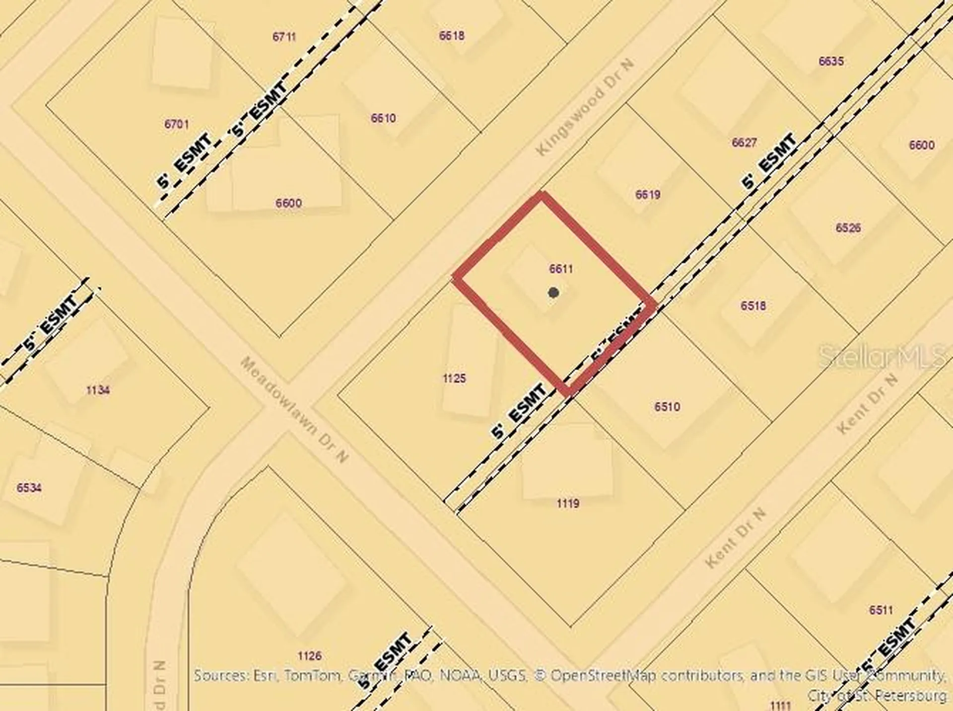 6611 Kingswood Drive N St Petersburg FL 33702