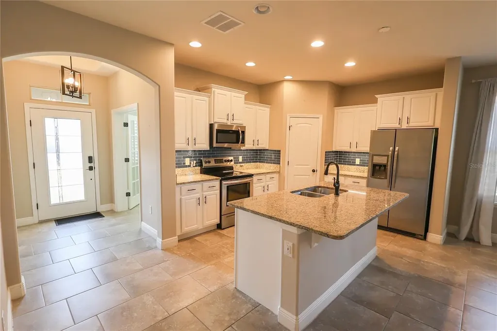 4235 Prima Lago Drive Lakeland FL 33810