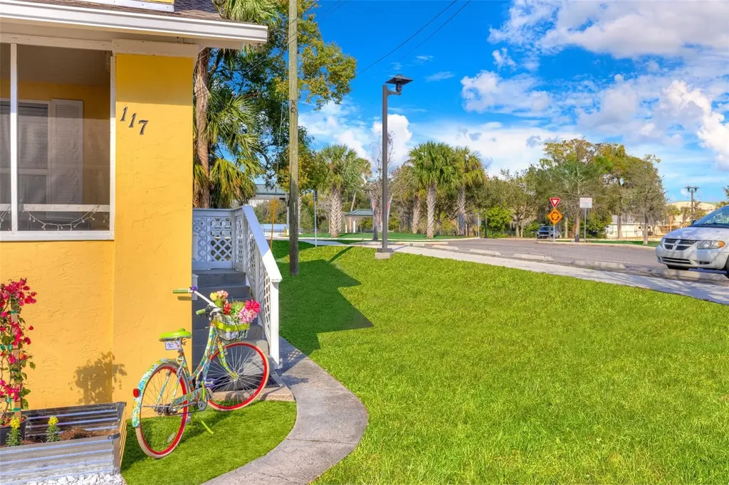 117 E Euclid Avenue Deland FL 32724