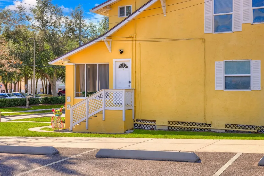 117 E Euclid Avenue Deland FL 32724