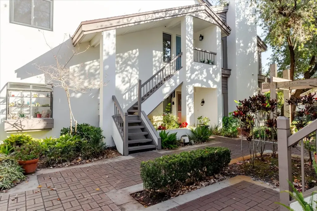 1852 Lake Cypress Drive Safety Harbor FL 34695