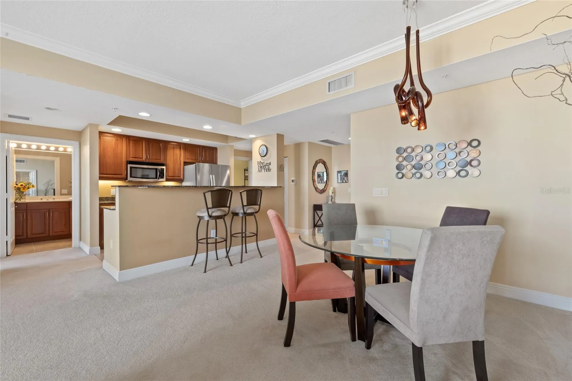 800 N Tamiami Trail Sarasota FL 34236