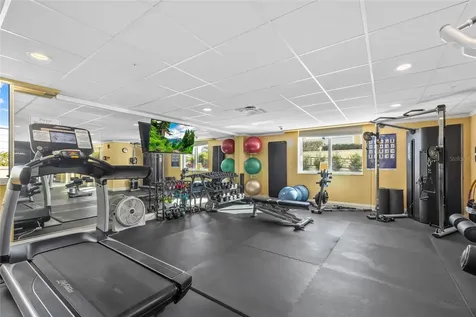 800 N Tamiami Trail Sarasota FL 34236