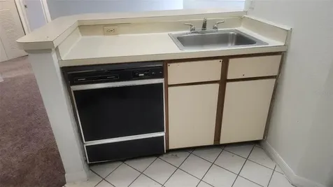 5713 Gatlin Avenue Orlando FL 32822