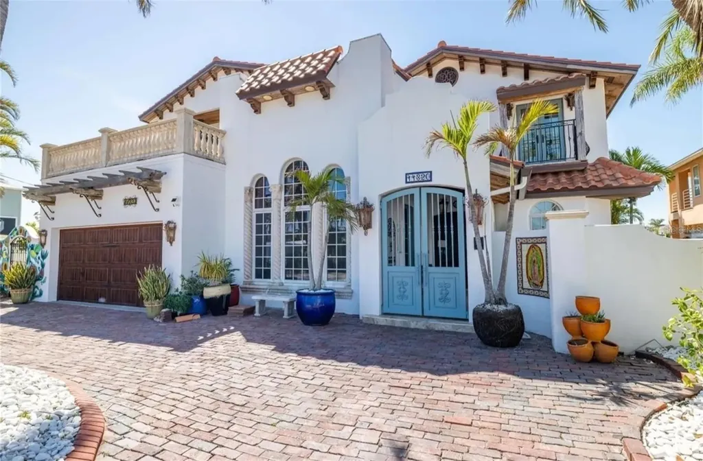 11320 6th Street E Treasure Island FL 33706