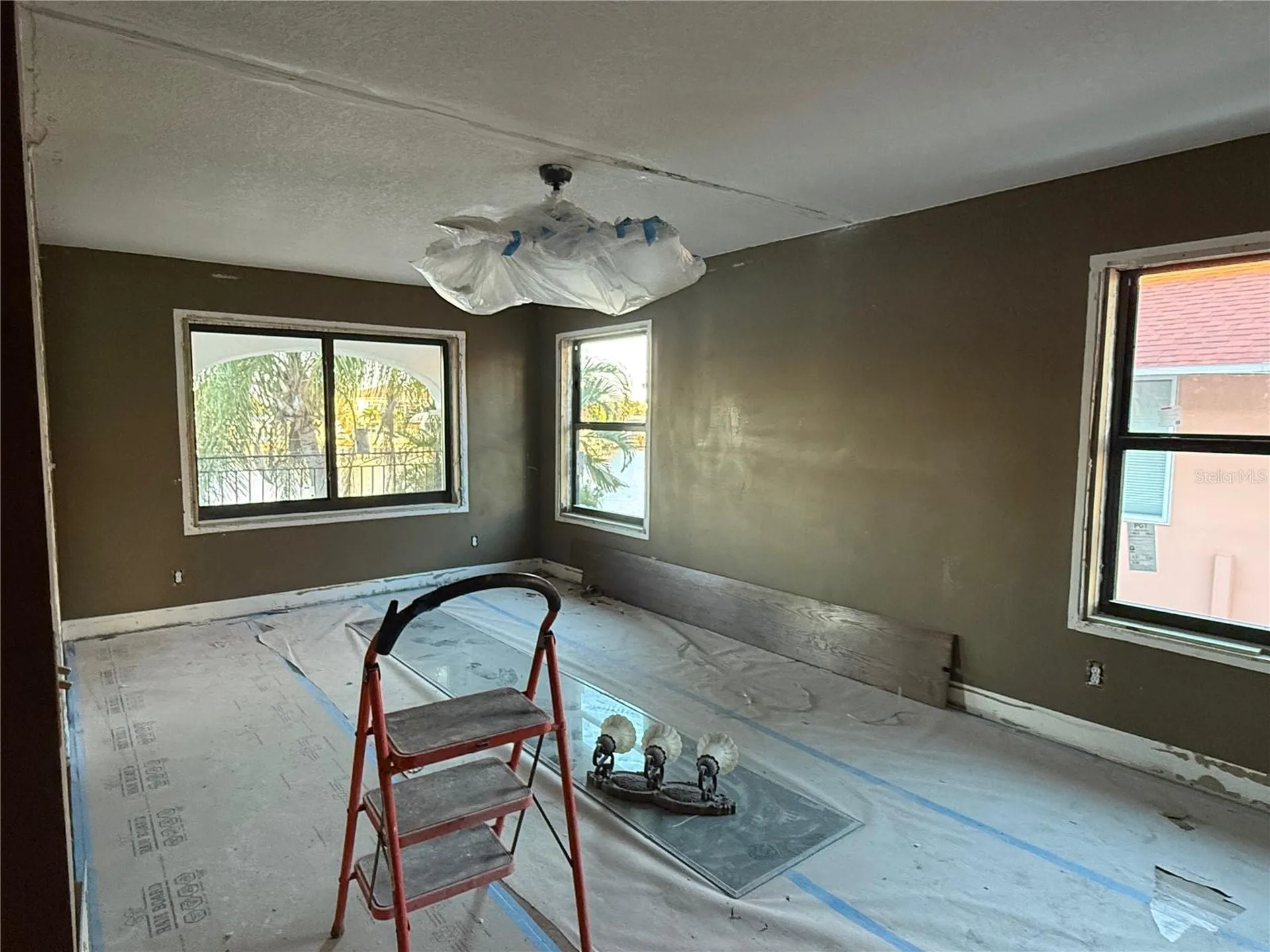 11320 6th Street E Treasure Island FL 33706