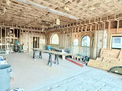 11320 6th Street E Treasure Island FL 33706