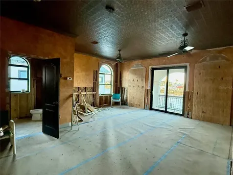 11320 6th Street E Treasure Island FL 33706