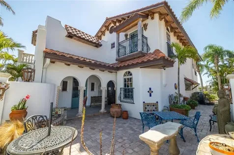 11320 6th Street E Treasure Island FL 33706