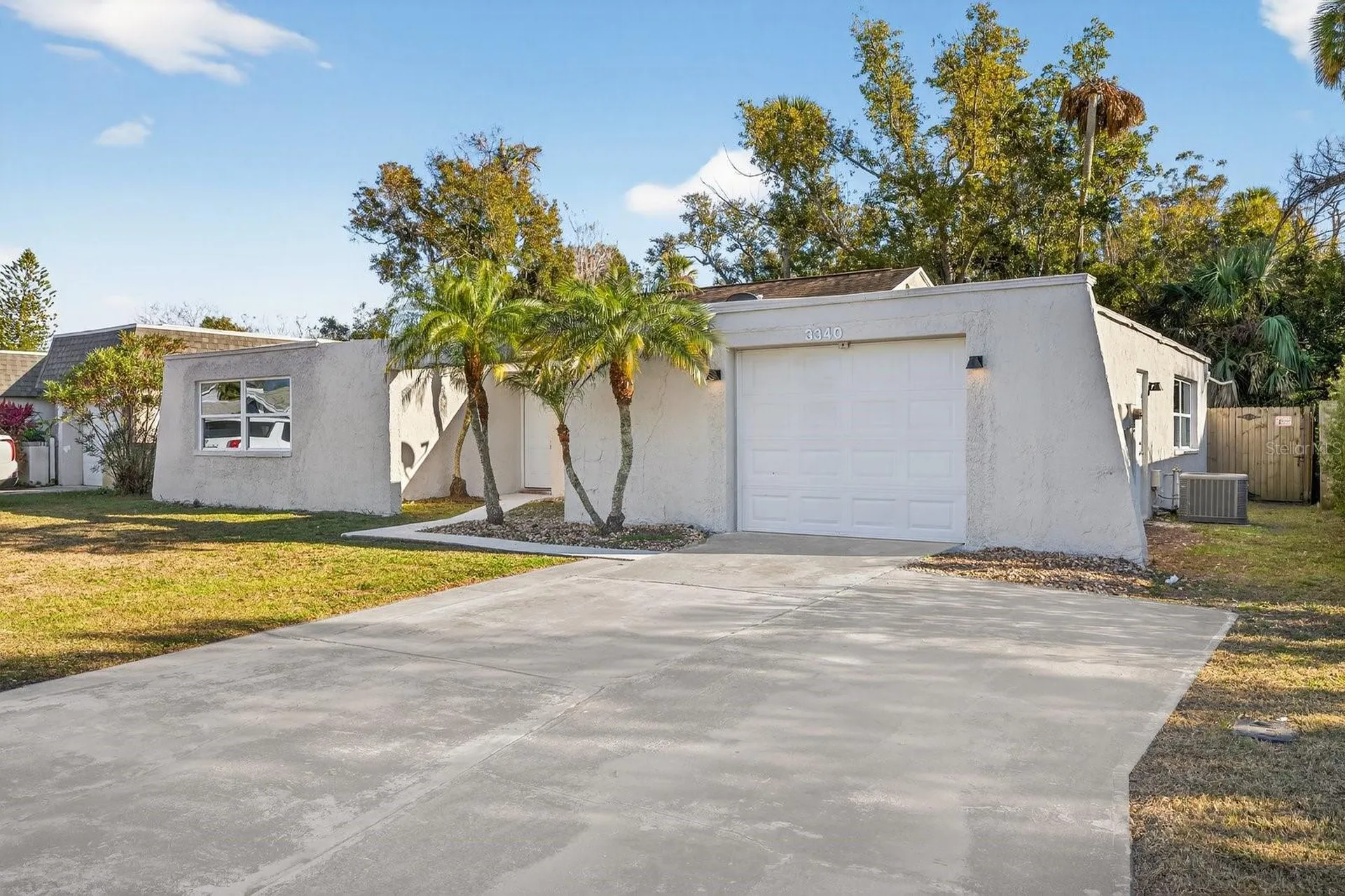 3340 Honeymoon Lane Holiday FL 34691