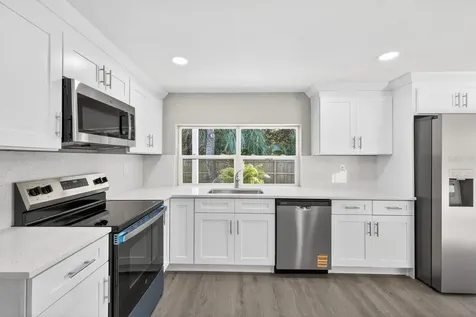 3340 Honeymoon Lane Holiday FL 34691