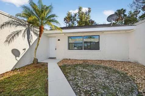 3340 Honeymoon Lane Holiday FL 34691