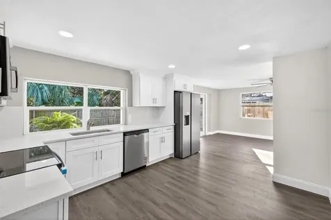3340 Honeymoon Lane Holiday FL 34691
