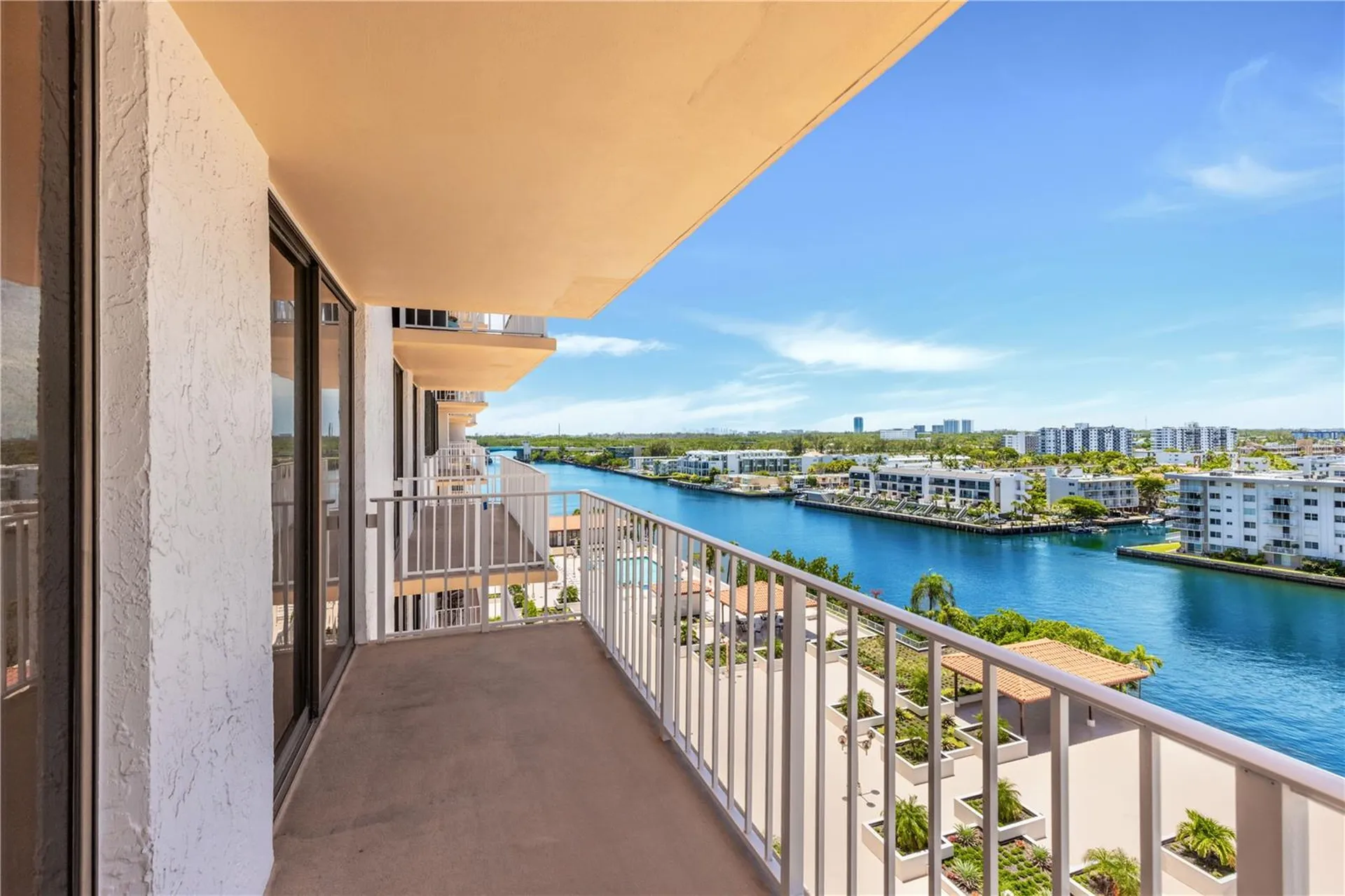 290 174 Street Sunny Isles Beach FL 33160