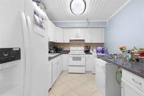 290 174 Street Sunny Isles Beach FL 33160