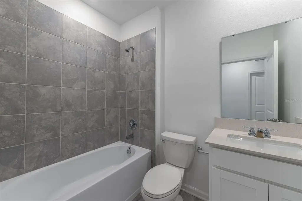 2194 Aquifer Lane Davenport FL 33837