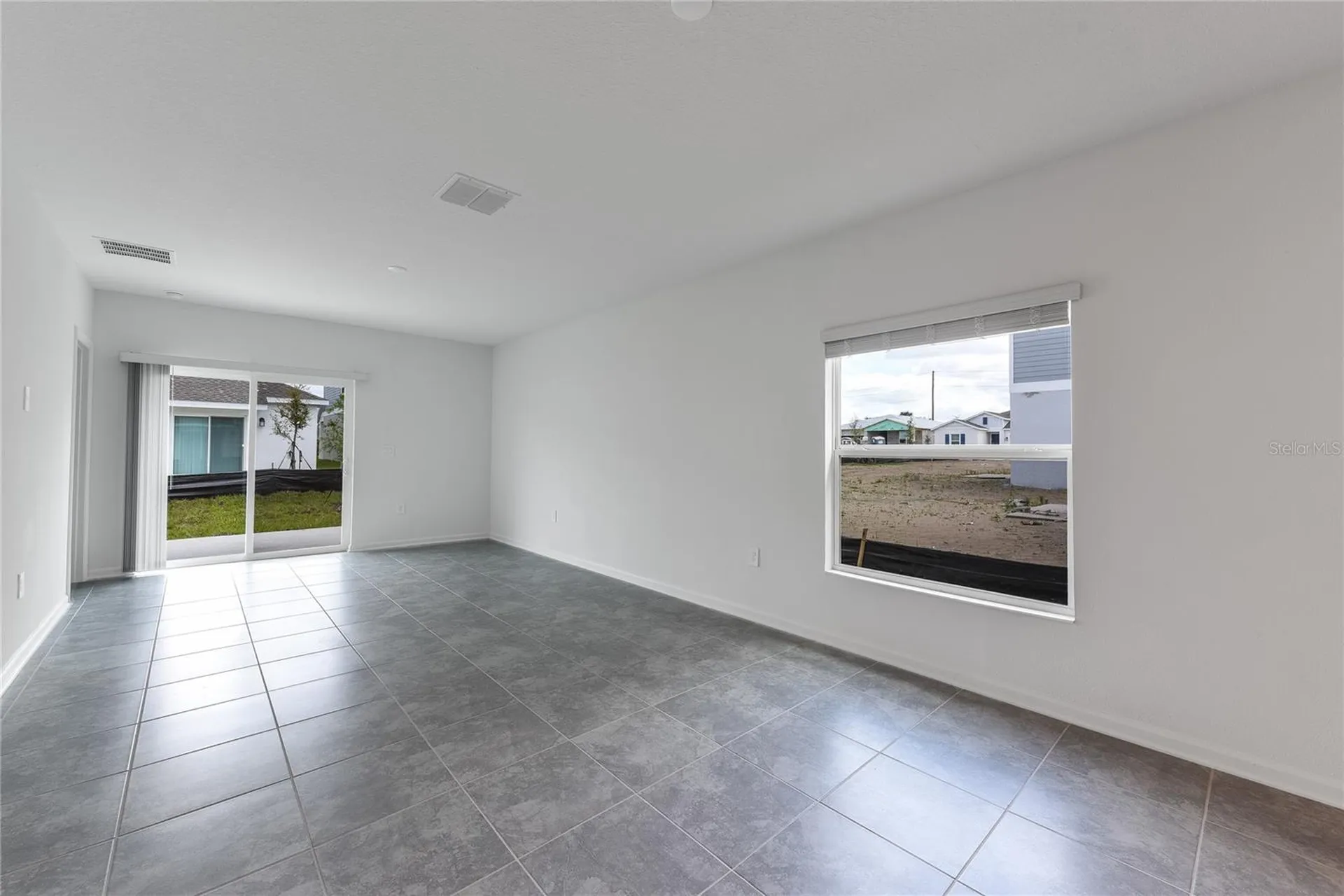 2194 Aquifer Lane Davenport FL 33837