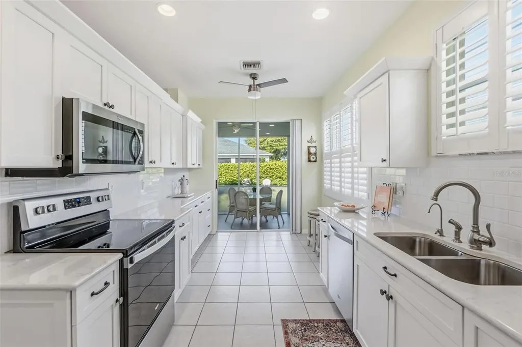 1777 Emerald Cove Circle Cape Coral FL 33991