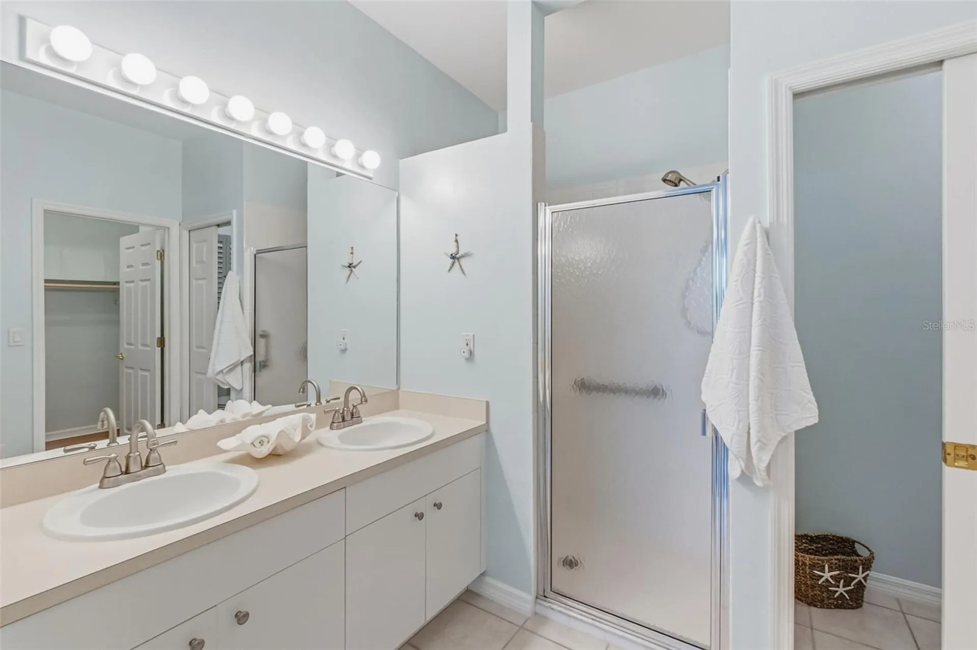 1777 Emerald Cove Circle Cape Coral FL 33991