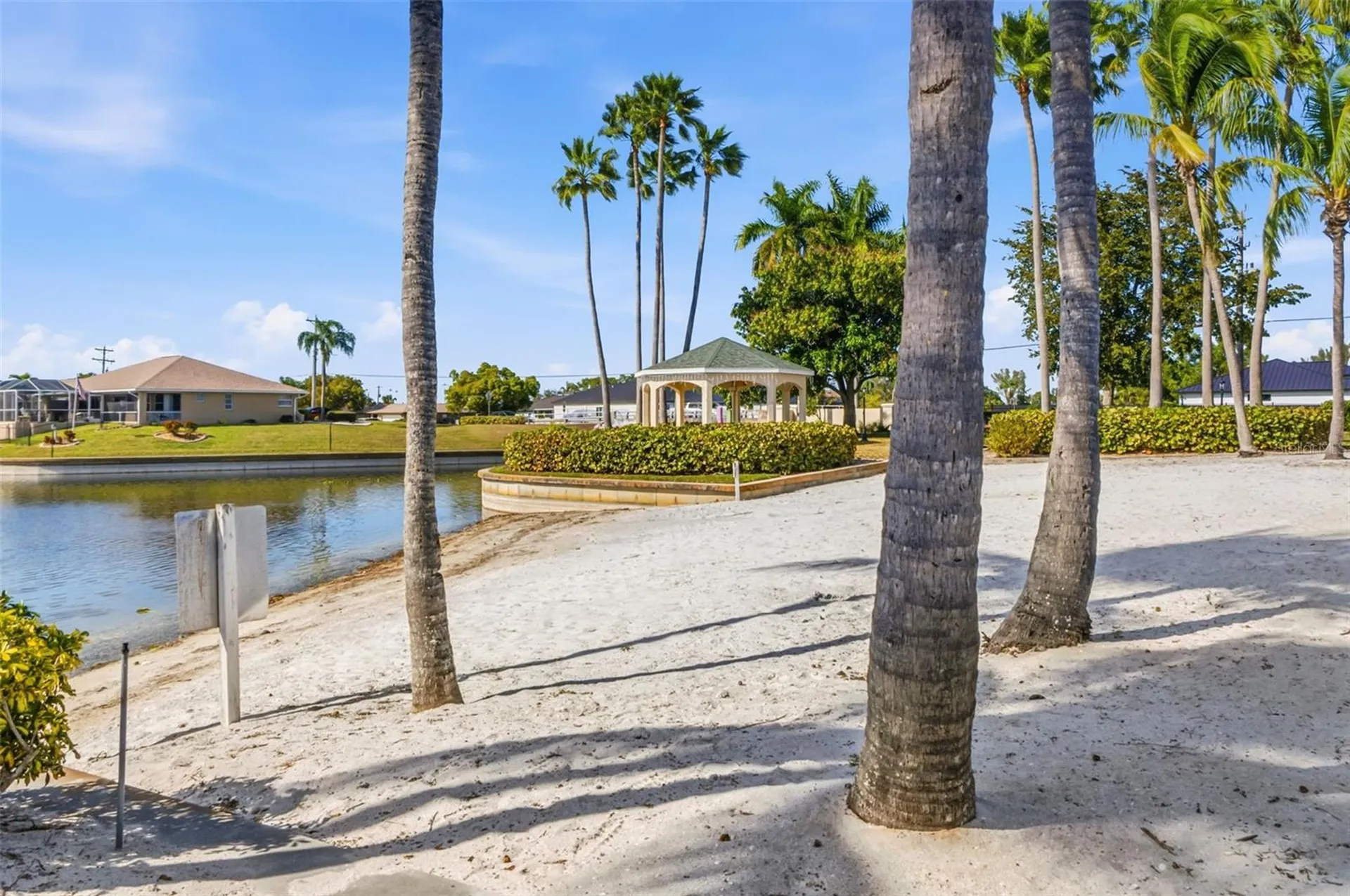 1777 Emerald Cove Circle Cape Coral FL 33991