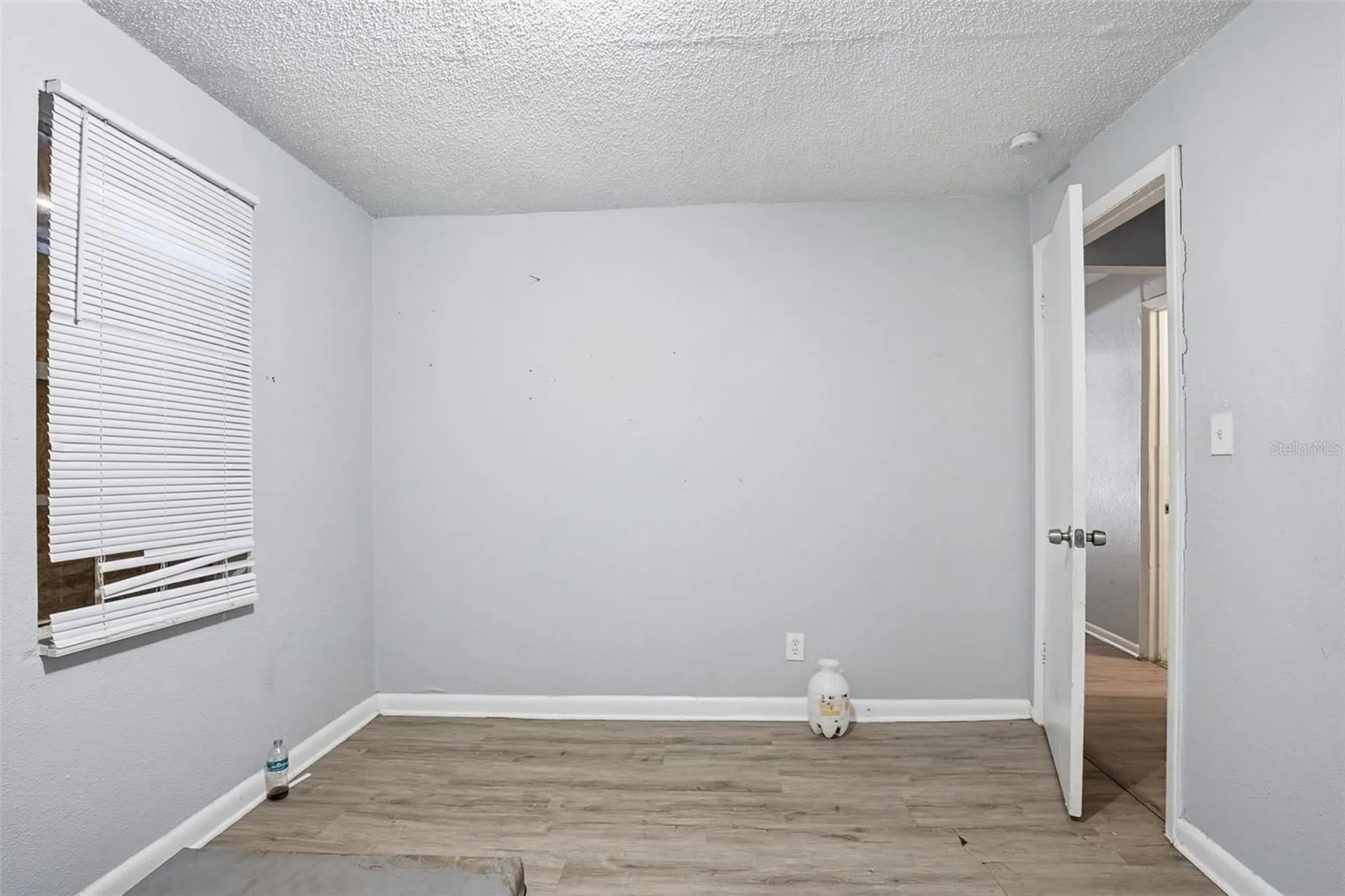 1905 E Annona Avenue Tampa FL 33612