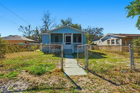 1905 E Annona Avenue Tampa FL 33612