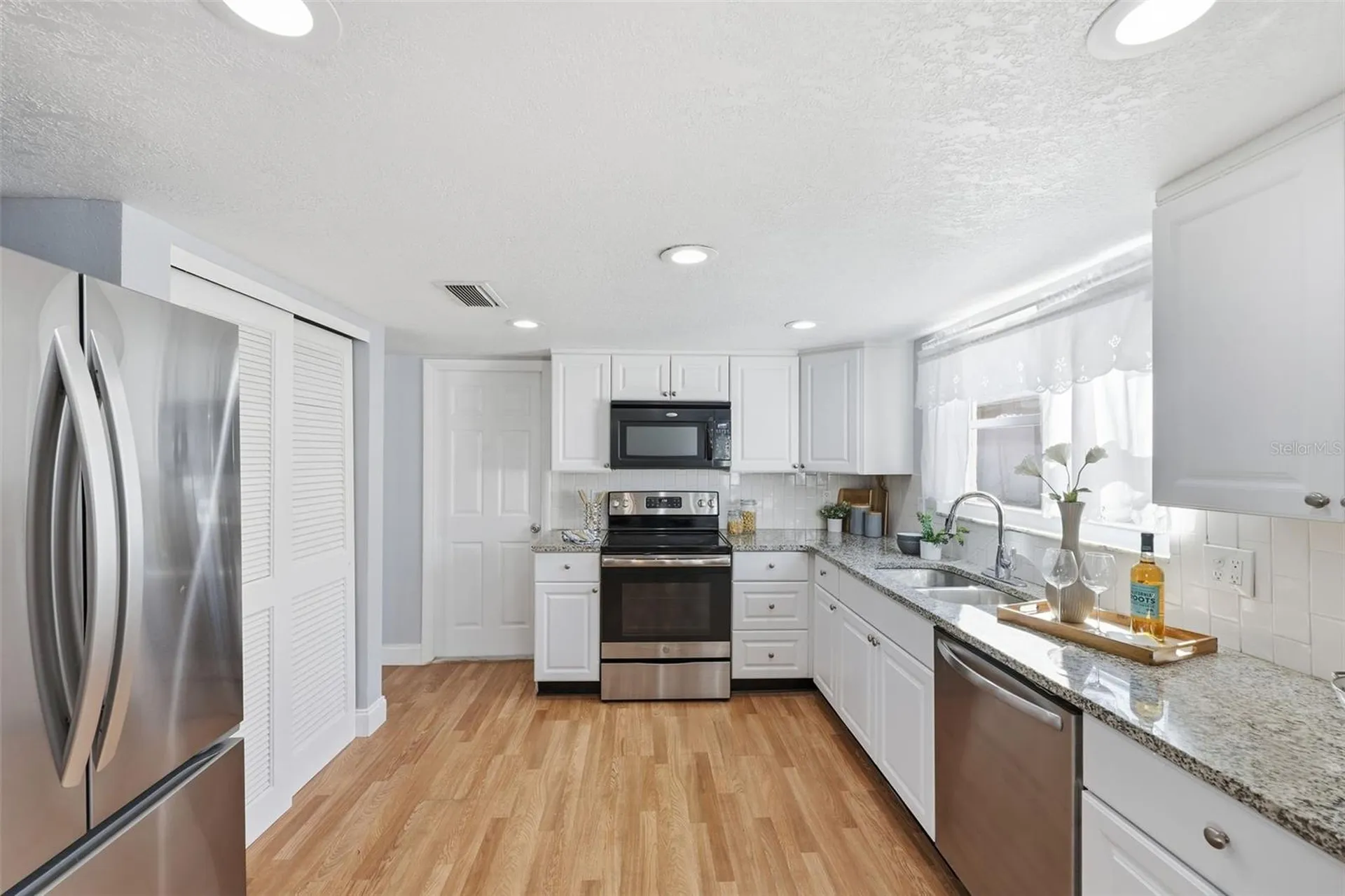 8233 Redfield Drive Port Richey FL 34668