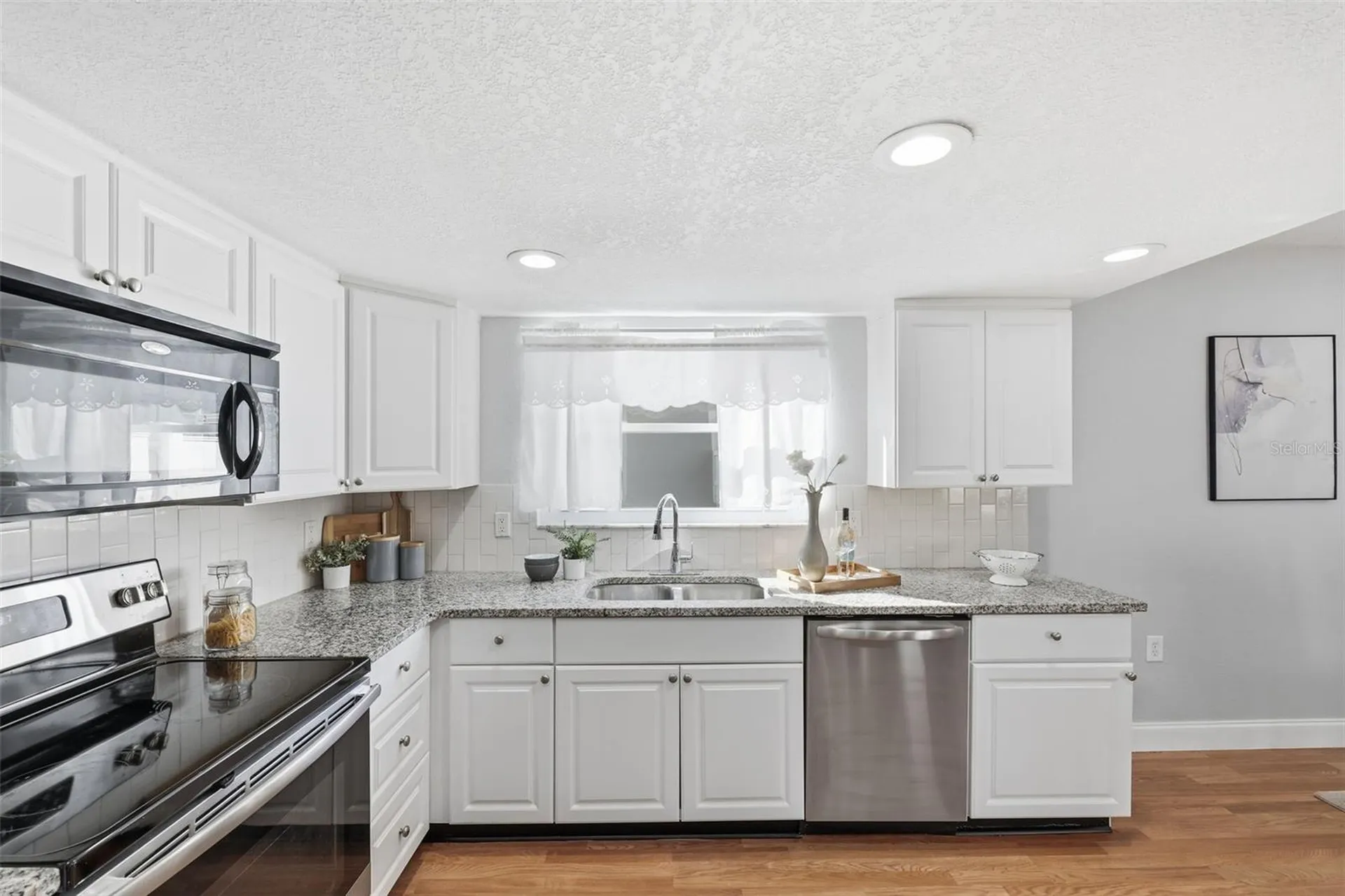 8233 Redfield Drive Port Richey FL 34668