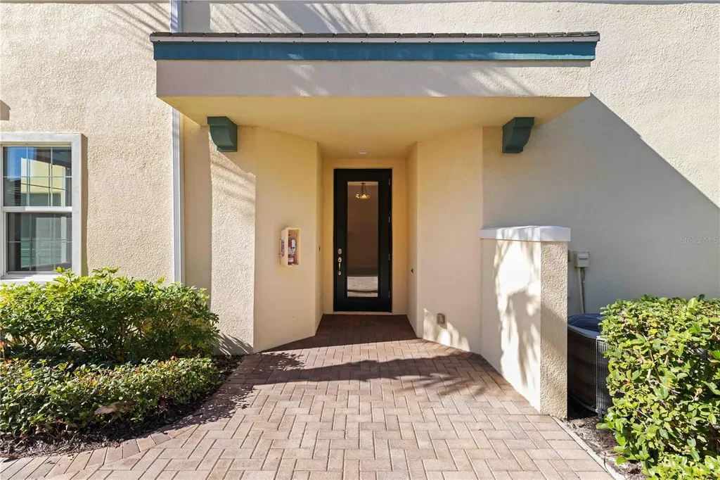 1264 Riverscape Street Bradenton FL 34208