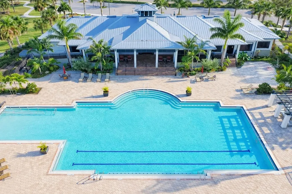 1264 Riverscape Street Bradenton FL 34208