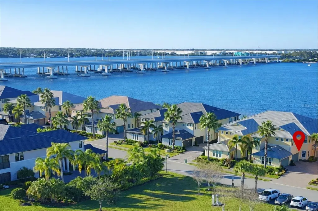 1264 Riverscape Street Bradenton FL 34208